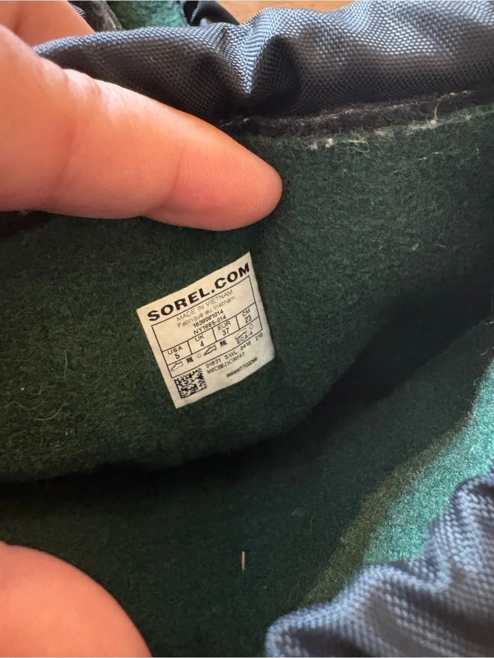 SOREL Kids' Flurry Insulated Snow Boots Size 5 Like New